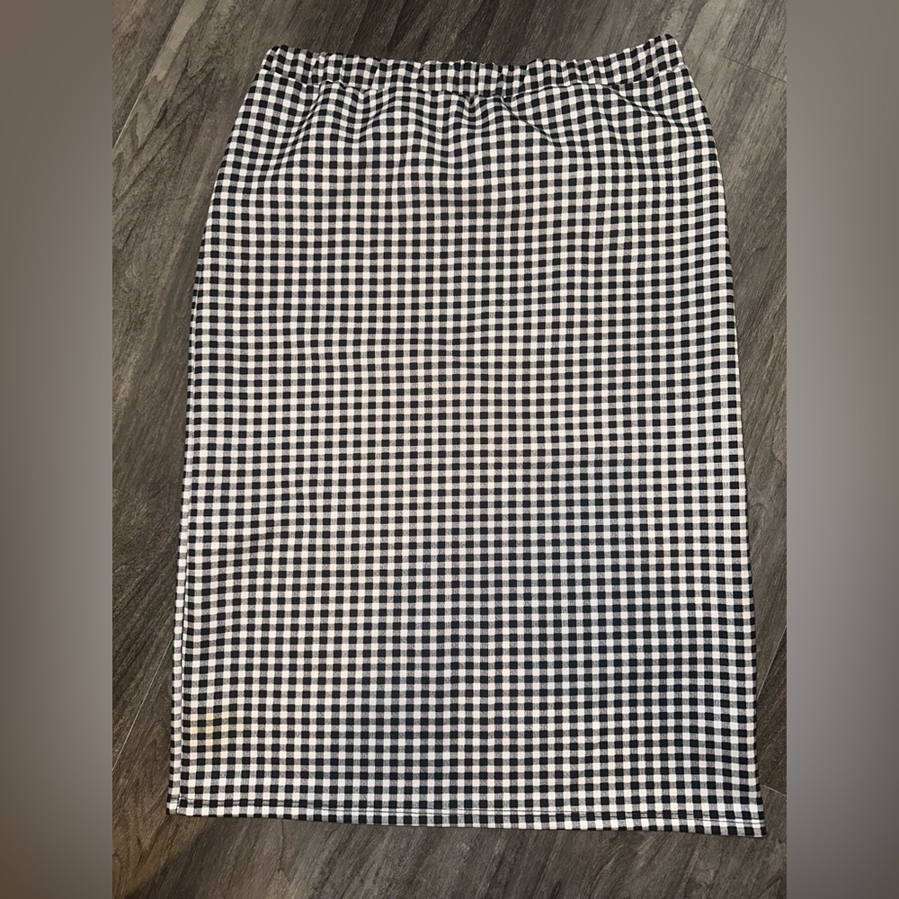 Classic Black and White Gingham Checkered Pencil Skirt NWOT XS